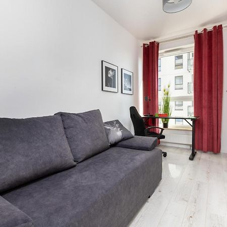 Old Town Bastion Walowa Apartments By Noclegi Renters 格但斯克 外观 照片